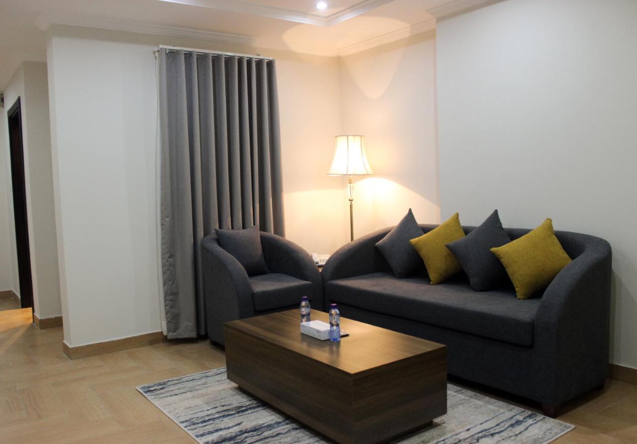 Golden Suites Al Al Jubail Exterior foto