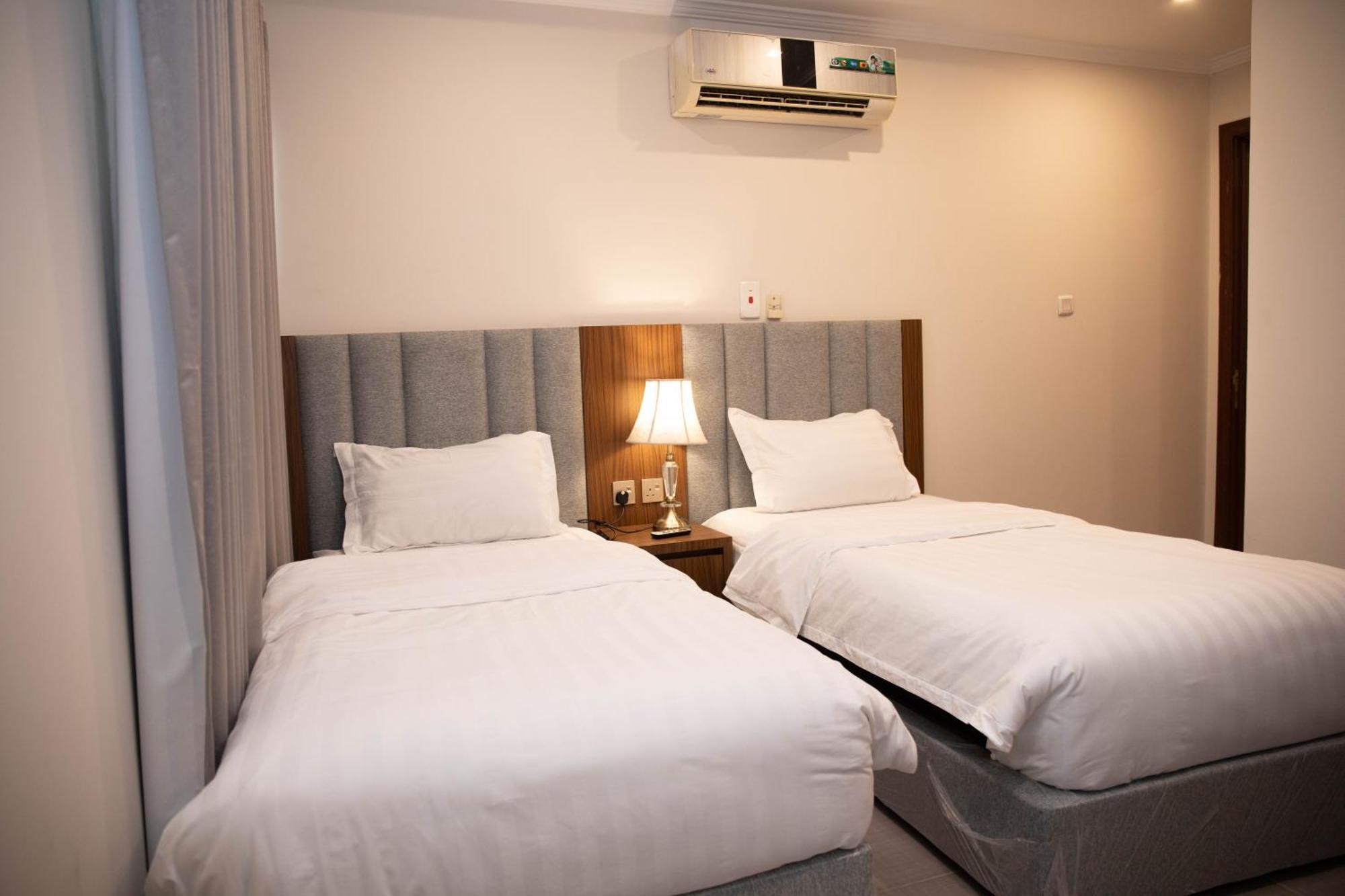 Golden Suites Al Al Jubail Exterior foto
